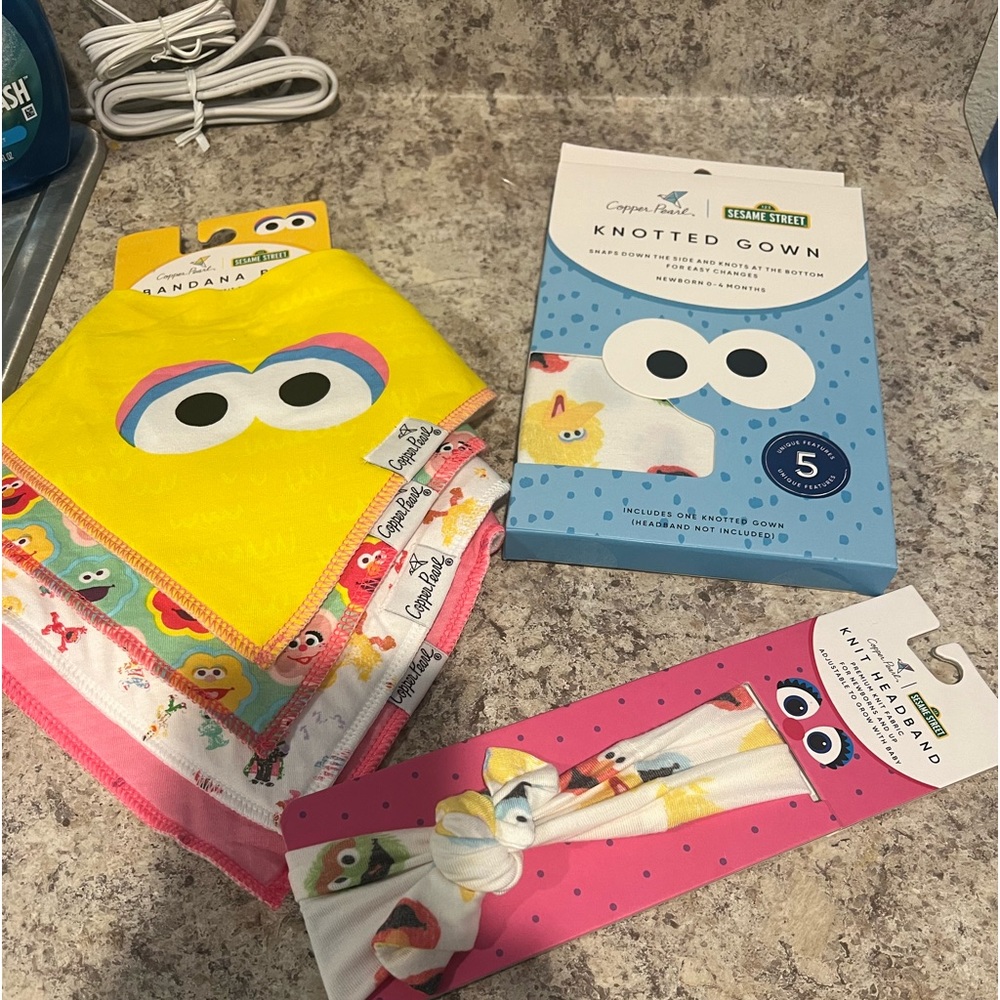 Copper Pearl Sesame Street Lot NWT